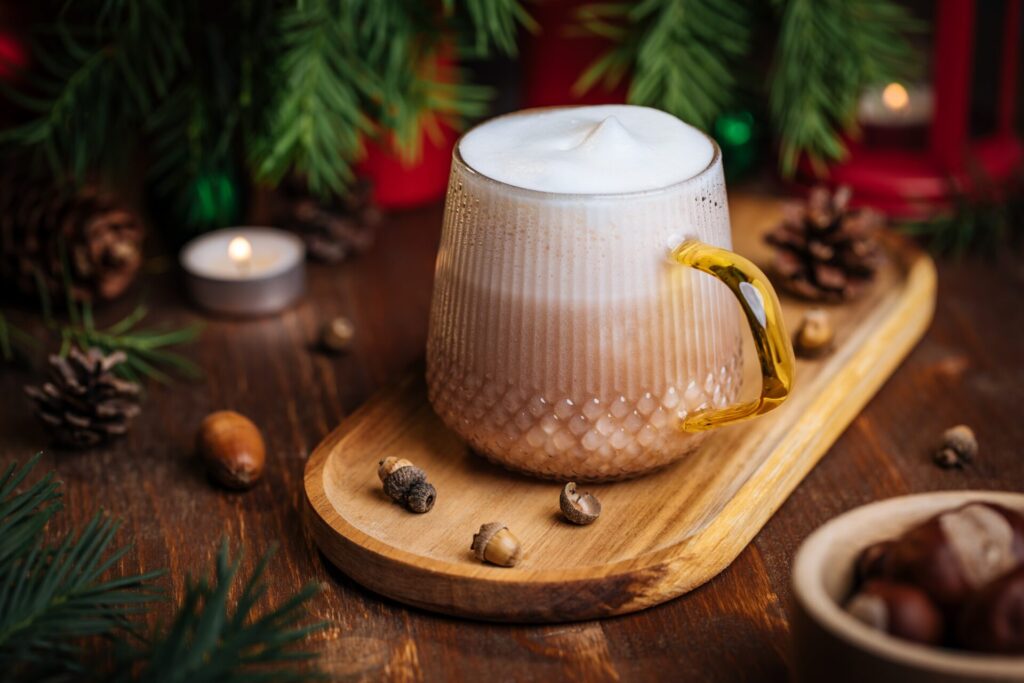 Glass,Mug,Of,Pumpkin,Spice,Late,Or,Eggnog,In,A