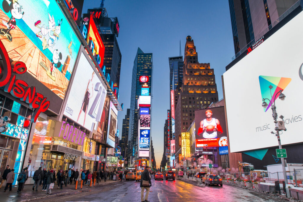 January,28,,2015:,Stores,And,Billboards,In,Times,Square,At