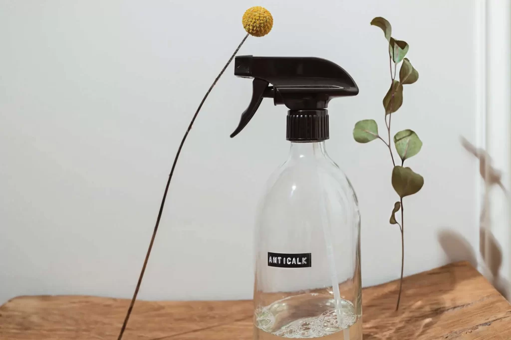 glass spray bottle minimalism 2103127085