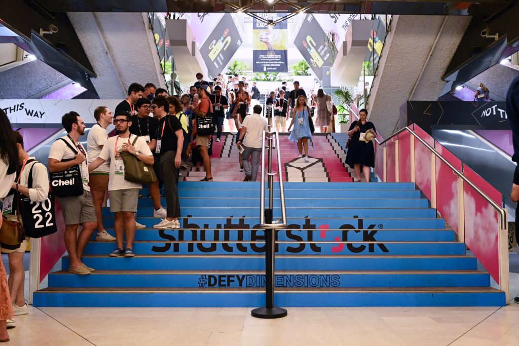 shutterstock editorial 12994018af