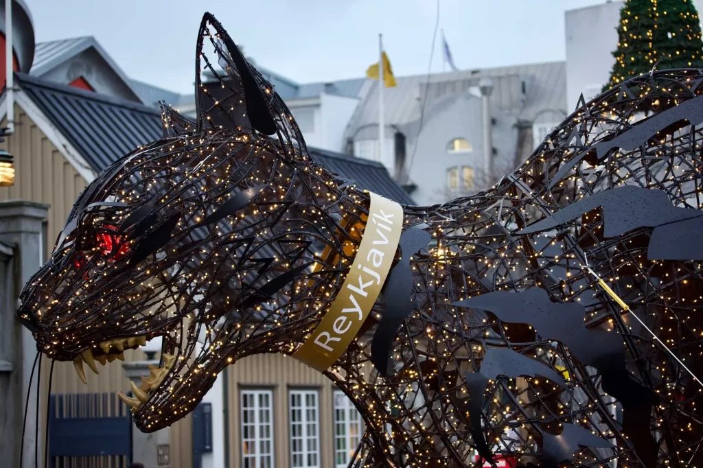 yule cat iceland 1260483085