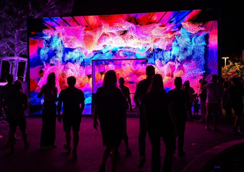 shutterstock editorial 12994061ad